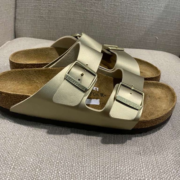 NEW Birkenstock Arizona Gold Slide Sandals Size 40 / 9 - Picture 4 of 9